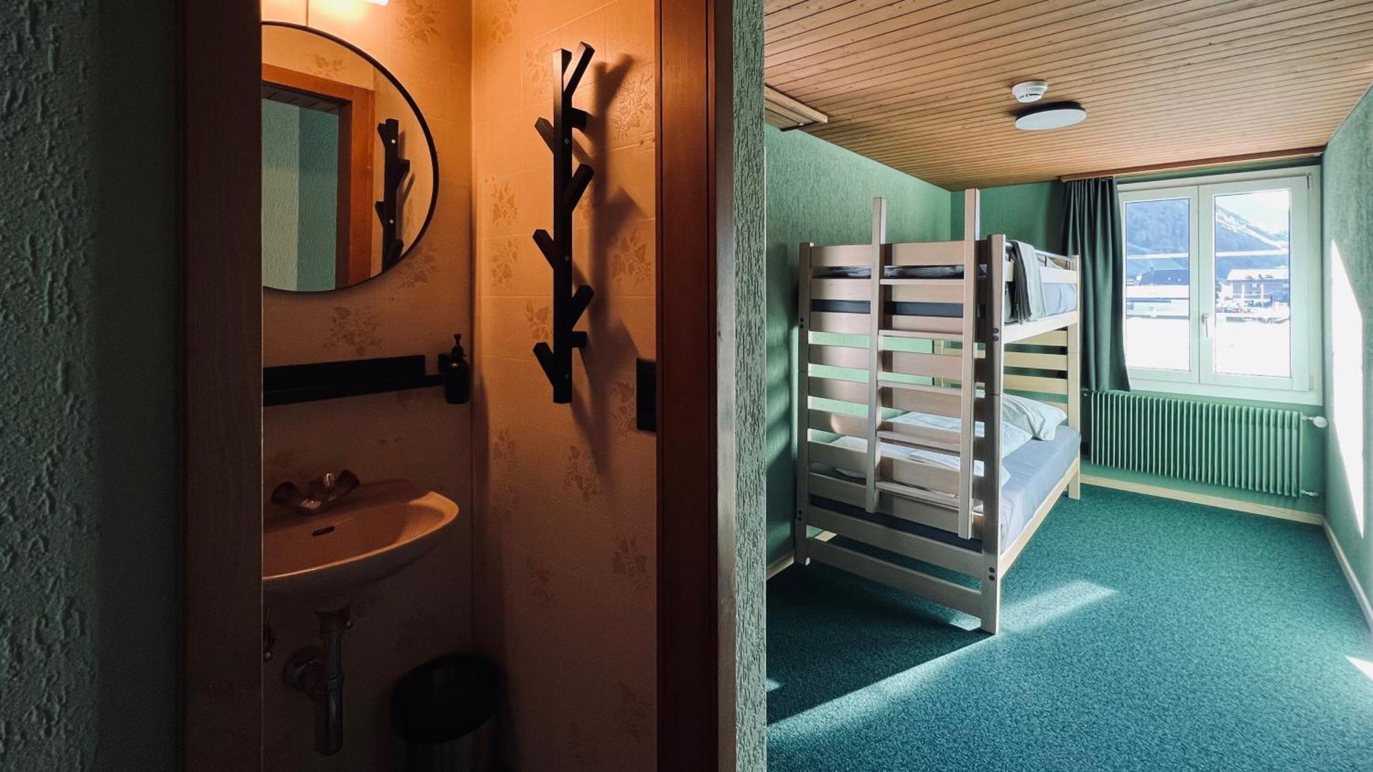 Hotel Alpina Einhorn - Self-Check-In Wolfenschiessen Extérieur photo